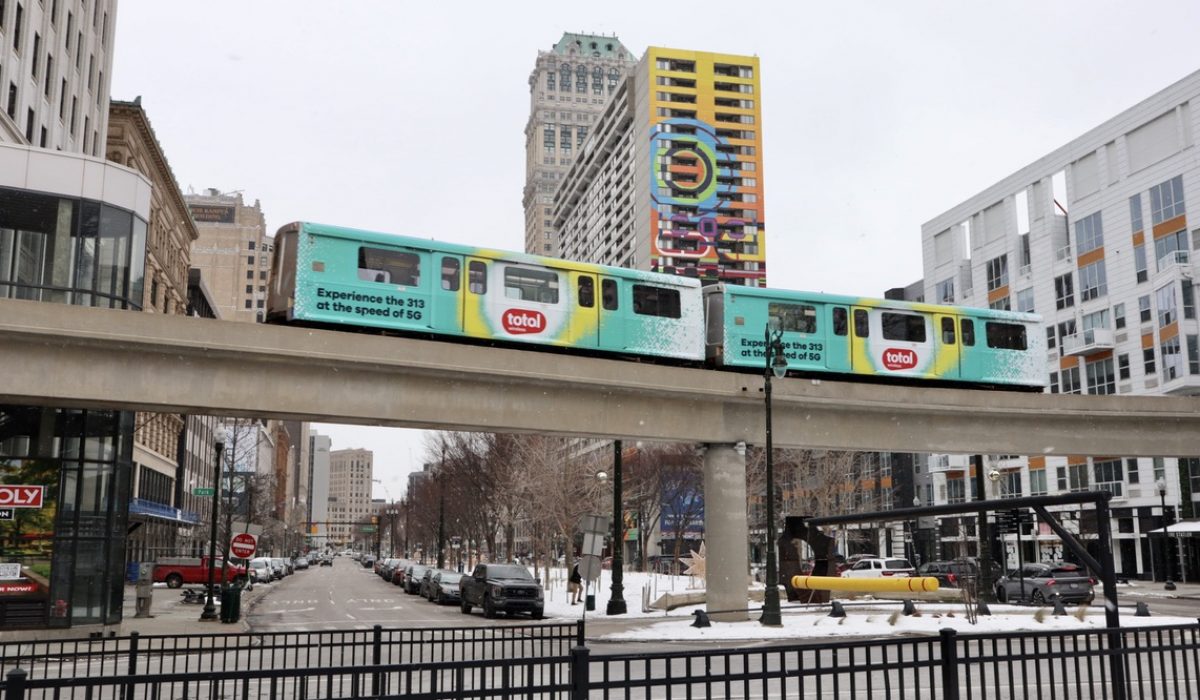 Detroit Transit Advertising