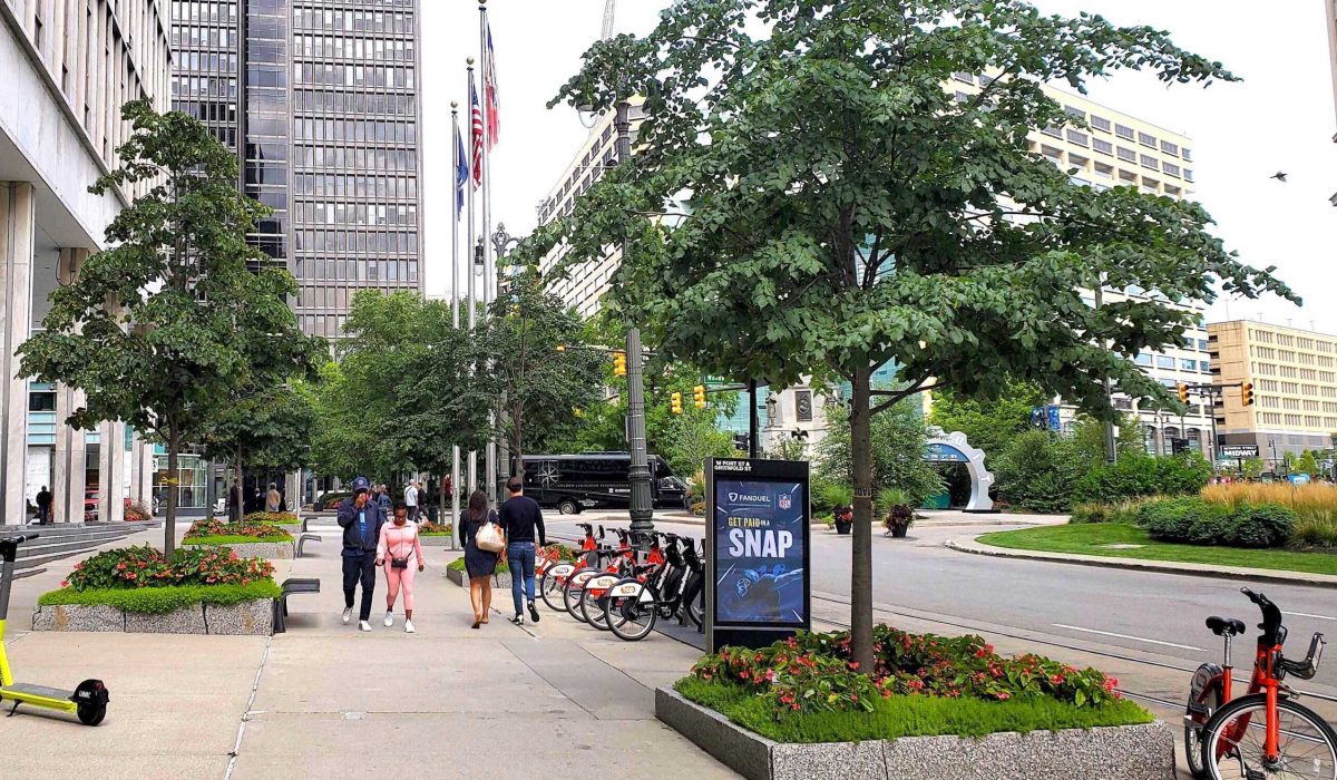 Detroit Transit Advertising